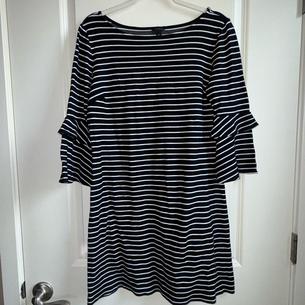 Ann Taylor Black and White Striped Midi Dress Ruffled Sleeves Women’s Size 6